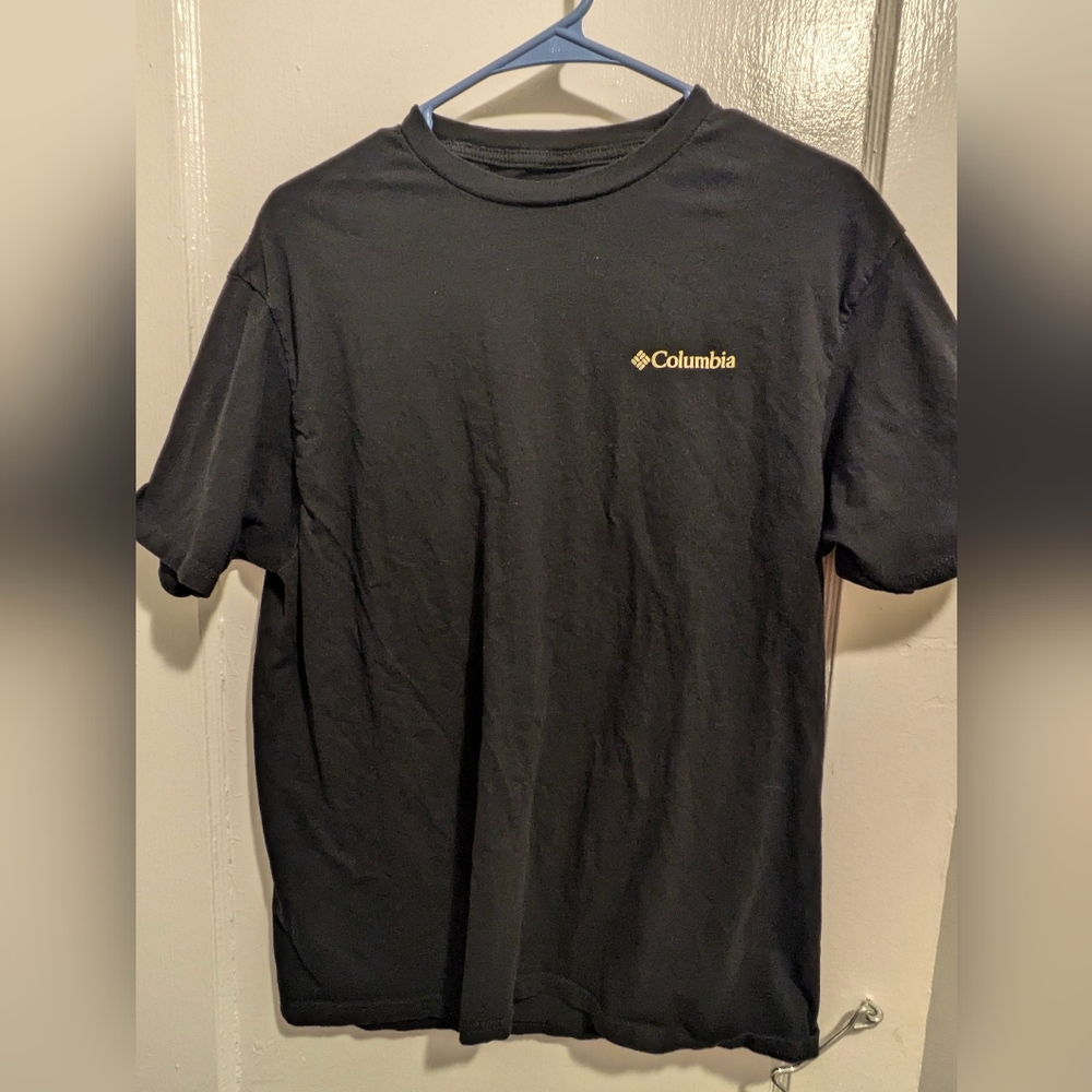 Columbia T-shirt